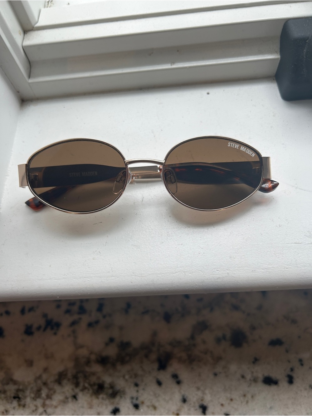 Steve Madden Gold-Tone Metal Sunglasses with Brown Lenses